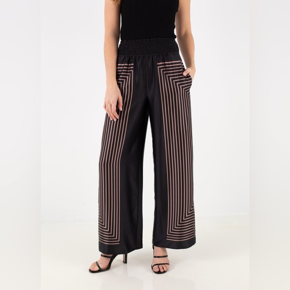 SOUTH MOON UNDER - GEORGIE
SMOCKED STRIPE PRINTED PANT